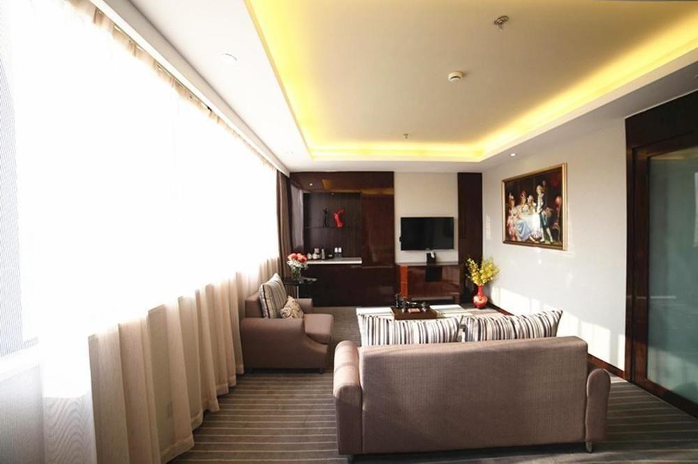 Days Inn Hotspring Xiamen Exterior photo