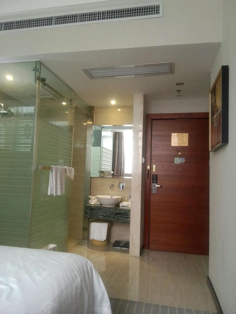 Days Inn Hotspring Xiamen Exterior photo