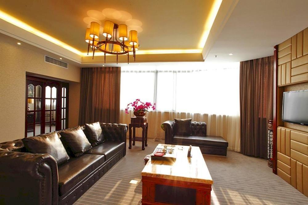 Days Inn Hotspring Xiamen Exterior photo