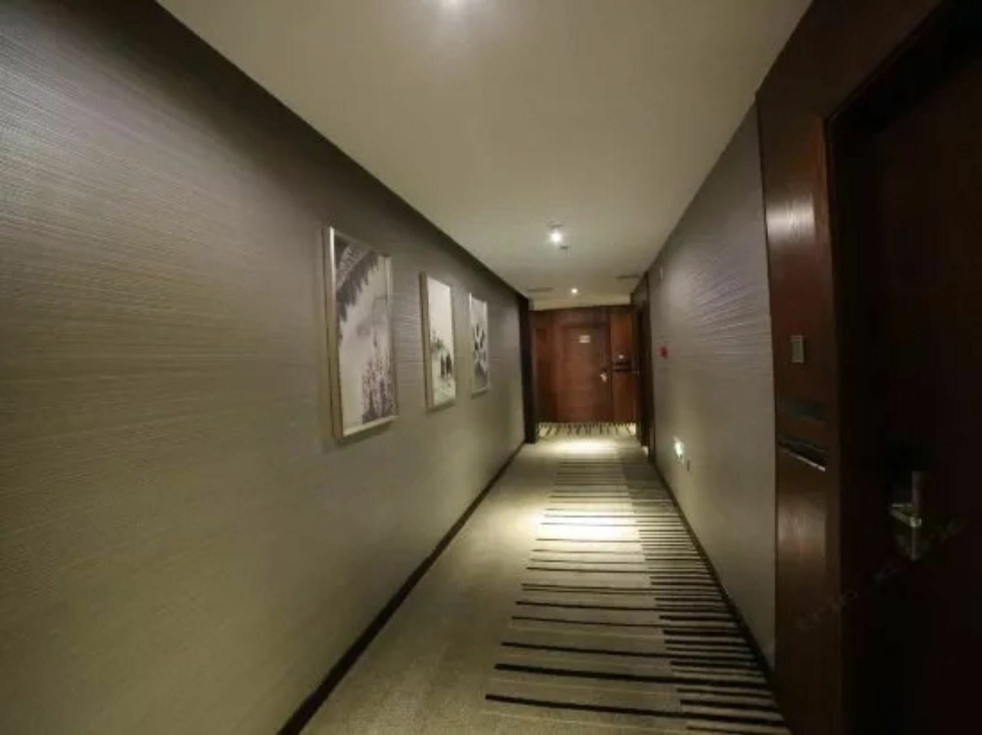 Days Inn Hotspring Xiamen Exterior photo